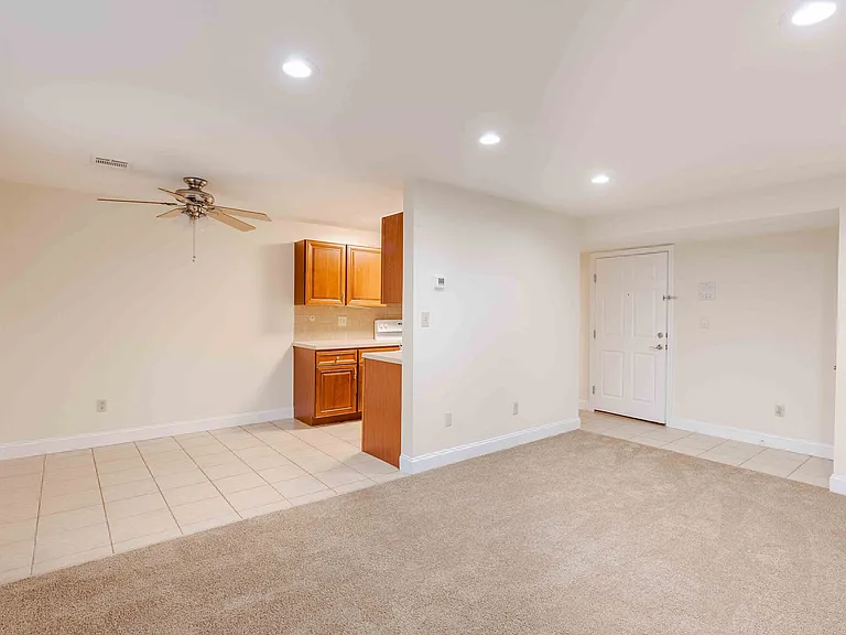 North Hills Apartments, LLC — Photo 15