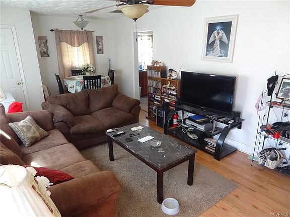 3rd image of 2608 Harold Ave