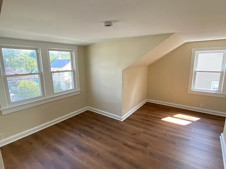 115 Mantua Blvd #B — Photo 19