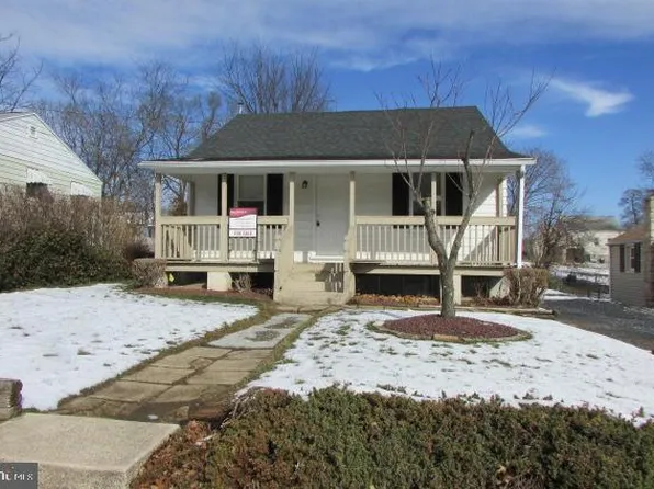 4614 Clarendon St, Harrisburg, PA 17109