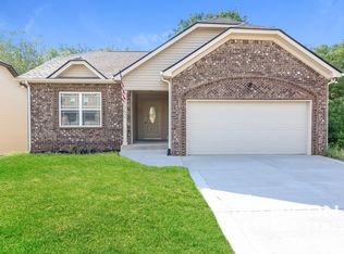 1162 Berra Dr, Springfield, TN 37172