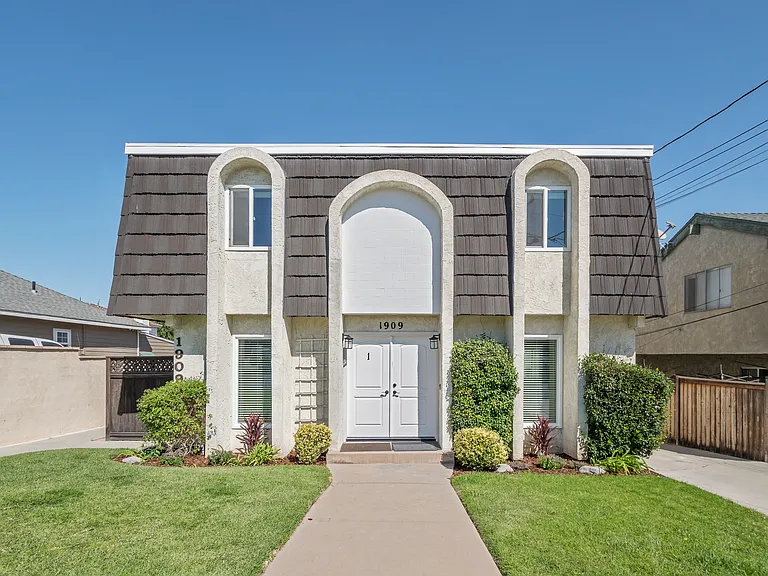 1909 Harriman Ln #1 — Photo 18