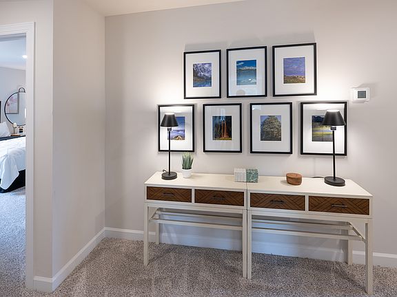 The work nook give the kids a place to study.