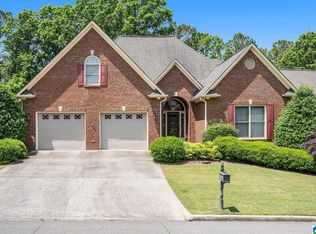 1069 Southlake Cv, Birmingham, AL 35244