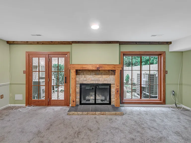 1427 McLean Mews Ct — Photo 11