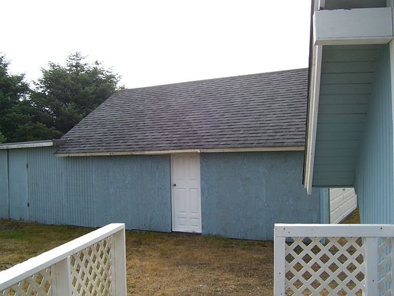 3rd image of 804 Lipari Pl