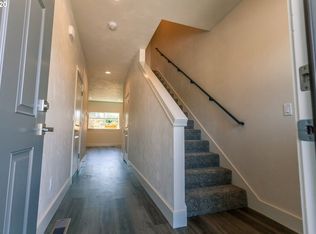 2614 Ross Ln, Eugene, OR 97404