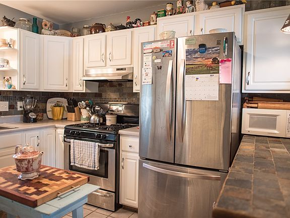 5th image of 1025 Lake Sequoyah Dr