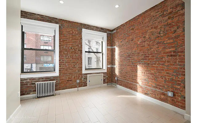 Rented by Douglas Elliman | media 13