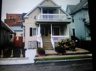 20 Deer St, Buffalo, NY 14207