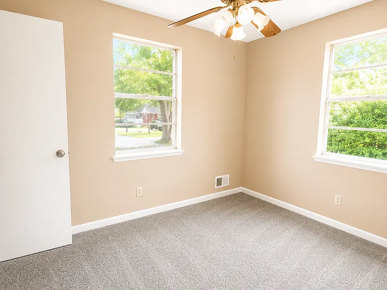 3500 Kelford Dr — Photo 11