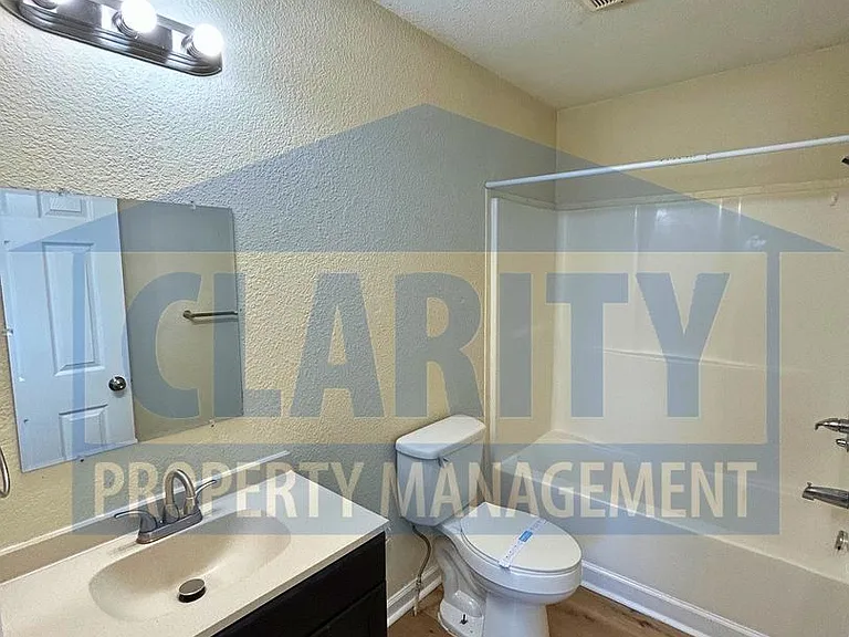 185 County Road 323 — Photo 11