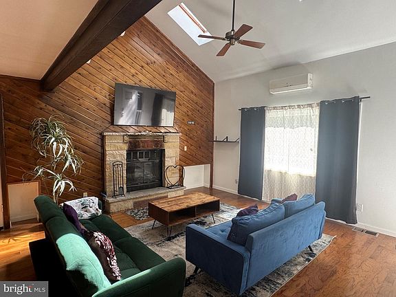 3rd image of 3117 Tutelo Way