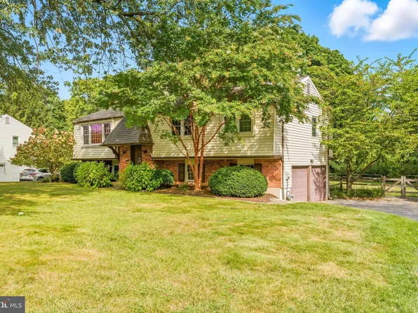 361 Devon Dr, Exton, PA 19341