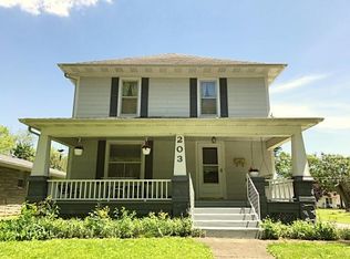 203 S Main St, Altamont, IL 62411