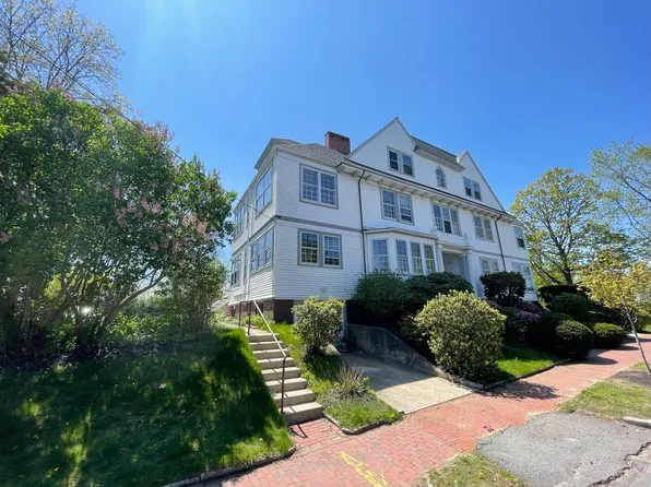72 Bowdoin St #2, Portland, ME 04102