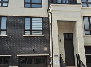 1359 Kaniv St, Oakville, ON L6M 5R3