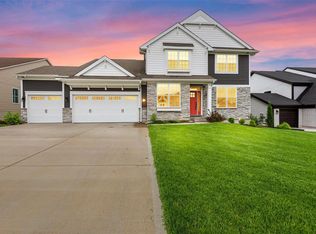 718 Kenmare Ct, Dardenne Prairie, MO 63368