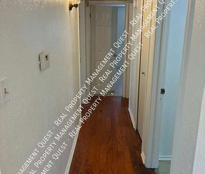 2402 Sunflower Dr — Photo 10