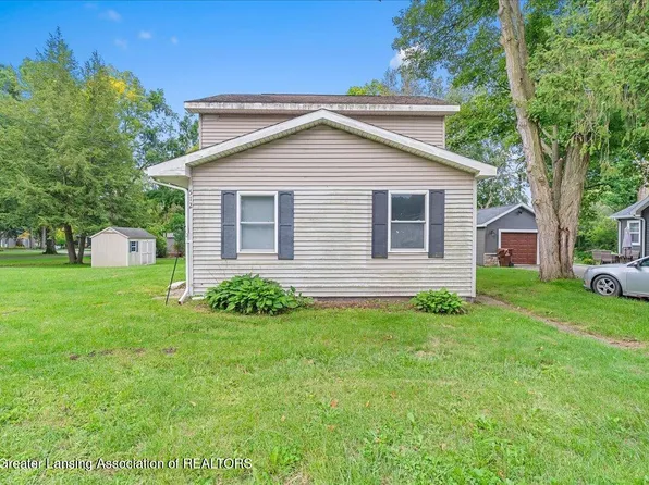 512 E Washington St, Dimondale, MI 48821