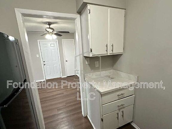 5th image of 3945 Macon Rd APT 7