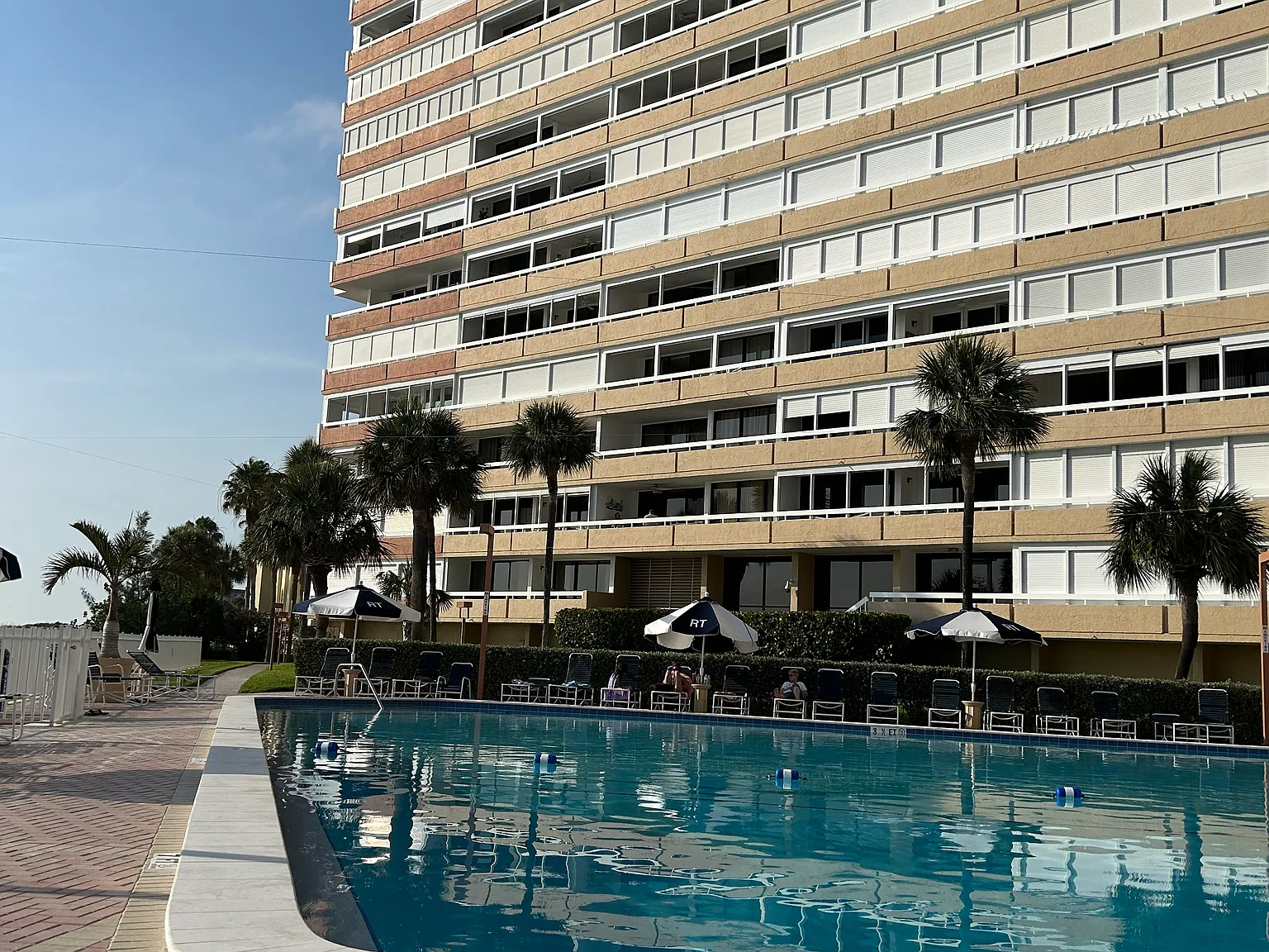 2 bed, 1165 sqft, $3,900 — Photo 2