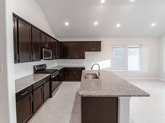 4th image of 14507 Black Cherry Hills St