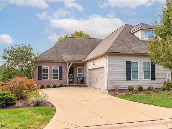 6422 Pebble Beach Dr NW, Canton, OH 44718