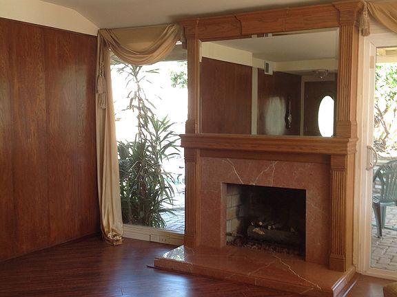 4th image of 610 E Algrove St