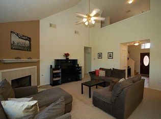 141 Bristol Bend Ln, Dickinson, TX 77539