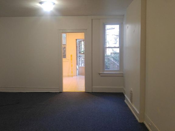 3rd image of 211 N Peach St