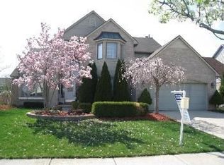 6743 Tiffany Cir, Canton, MI