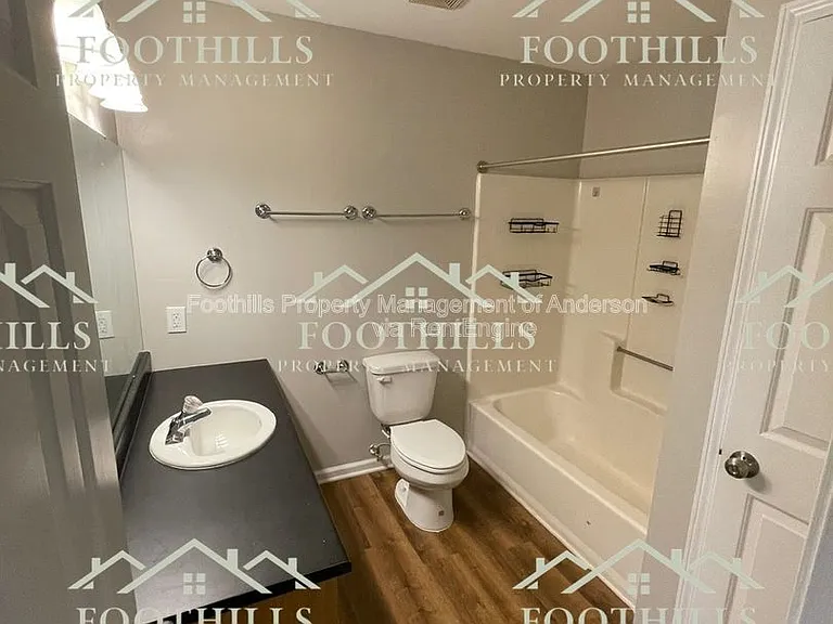 214 Keithwood Dr — Photo 14