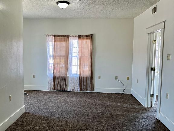 2nd image of 2525 College Ave #25A