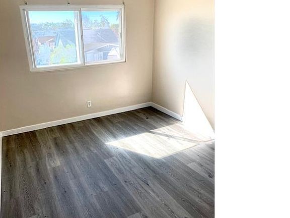 4th image of 620 Myrtle Ave #8