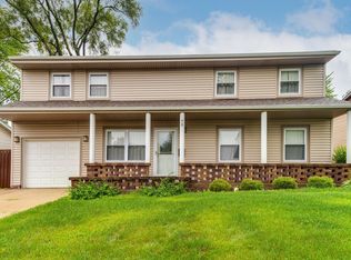 70 E Schubert Ave, Glendale Heights, IL