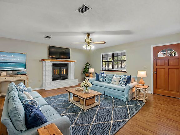 4th image of 4578 Louvinia Dr