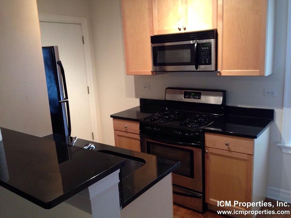 1st image of 3816 N Sheffield Ave #2Y
