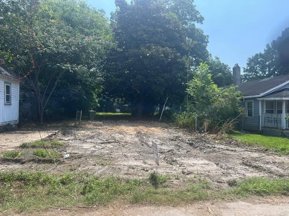 619 Eutaw St, Marion, SC 29571