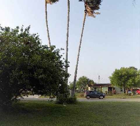 5th image of 106 1st St