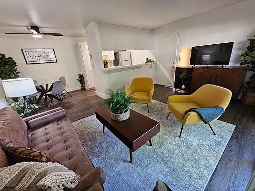 Almaden Terrace — Photo 15