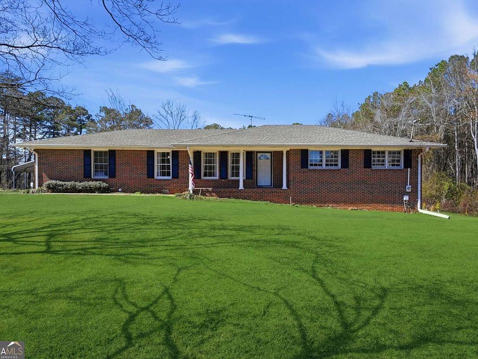 1st image of 3325 Henderson Dr