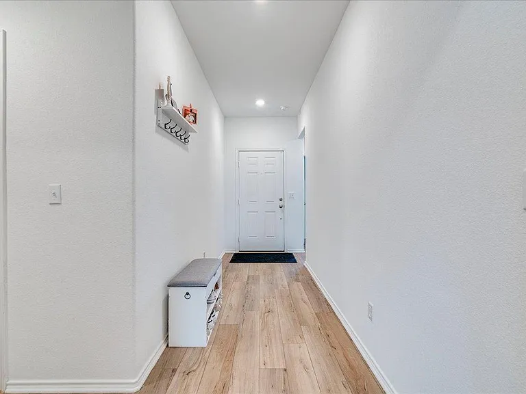 389 Salt Springs Rd — Photo 7