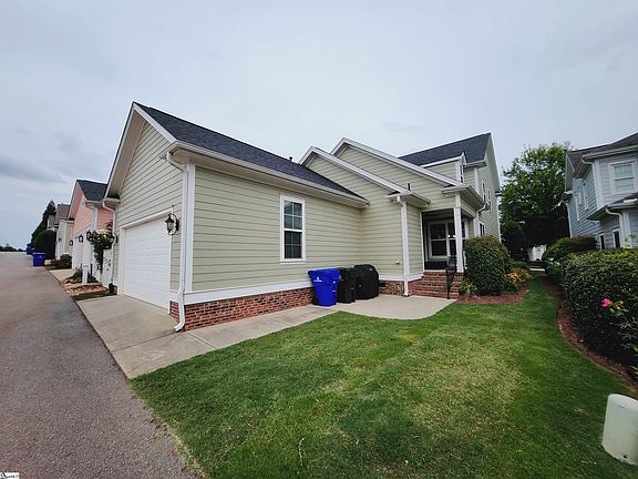 5th image of 30 Hollingsworth Dr