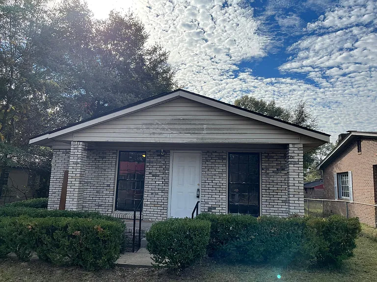 622 Jefferies Ave — Photo 1