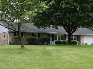 3281 Suburban Dr, Dayton, OH 45432