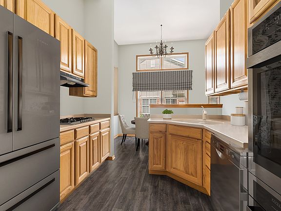 3rd image of 13327 Ash Ct