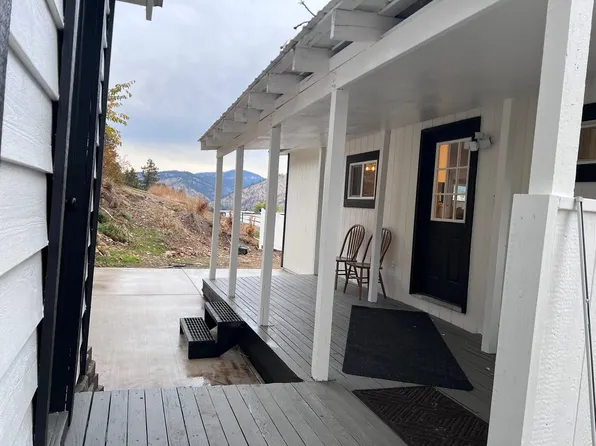 9077 Deadman Hill Rd, Cashmere, WA 98815