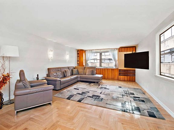3rd image of 402 E 90th St APT 10G