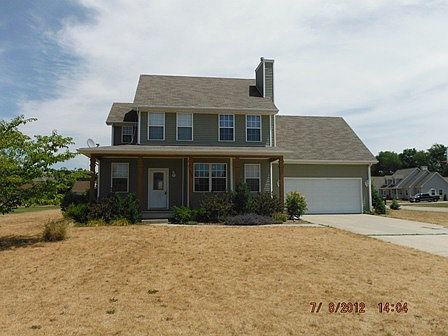 2nd image of 4222 Buttercup St